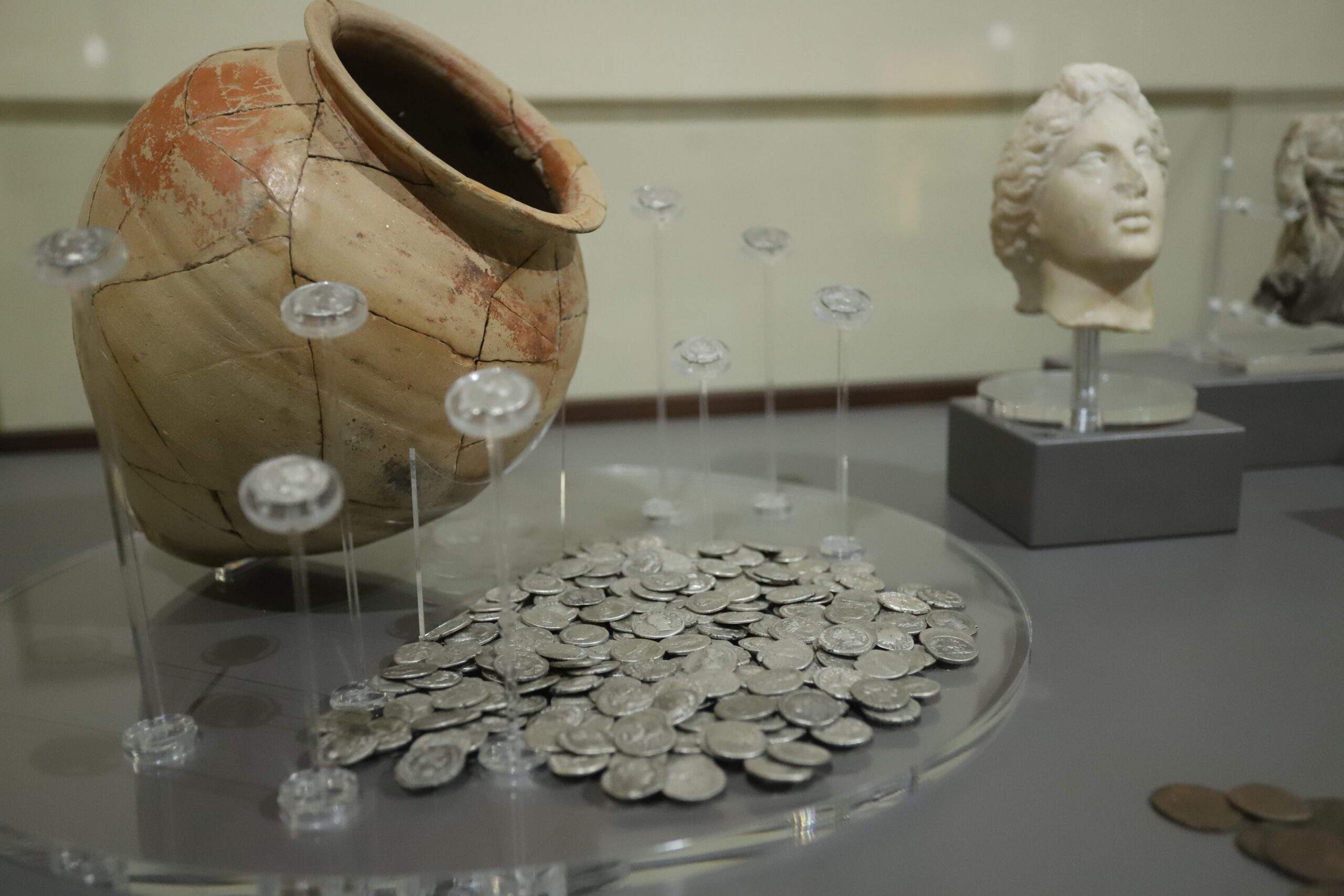 РИМ – София с изложба в обновената зала „Наследството на древността“ – видео