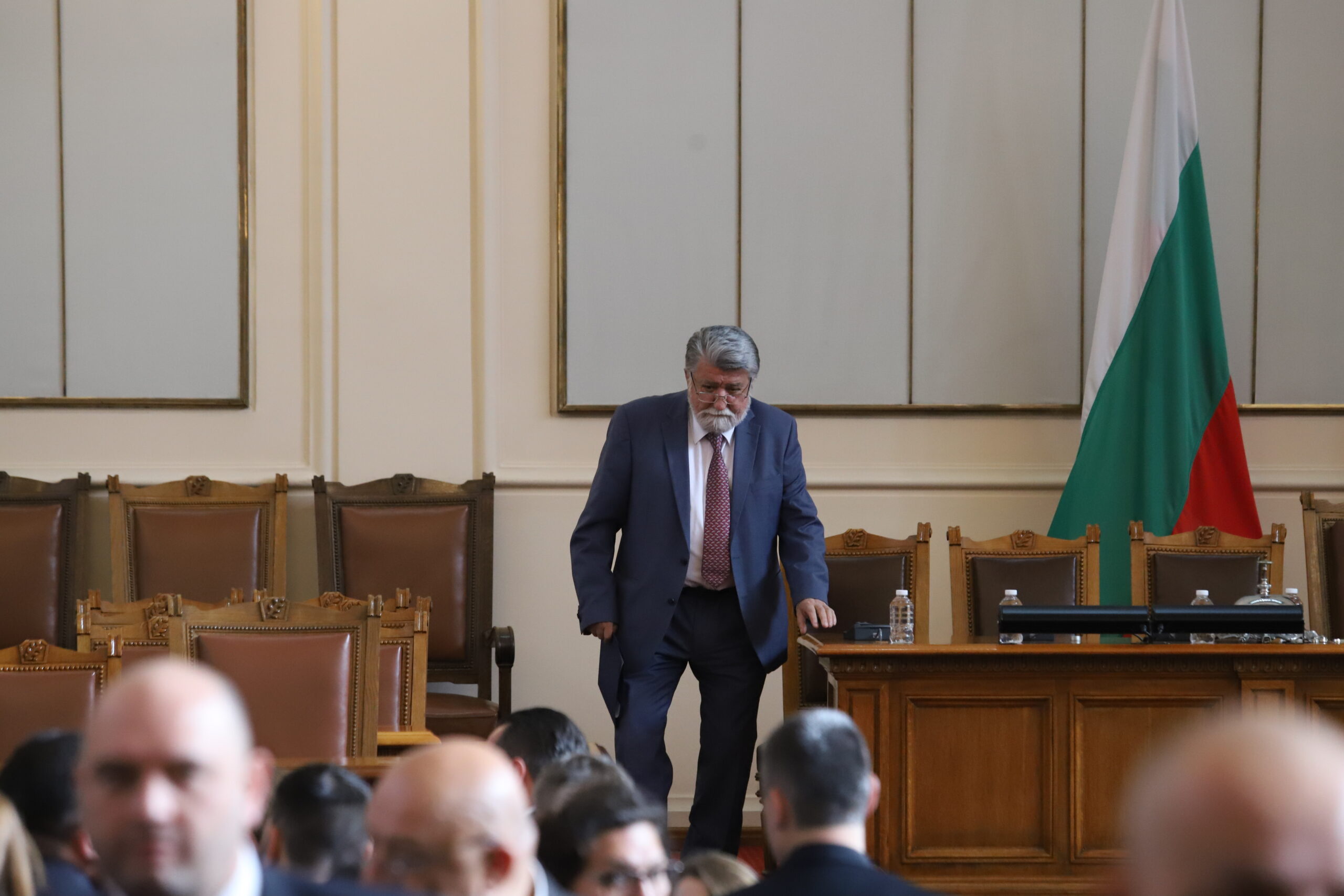 Изборът на председател на парламента се отложи за сряда – видео