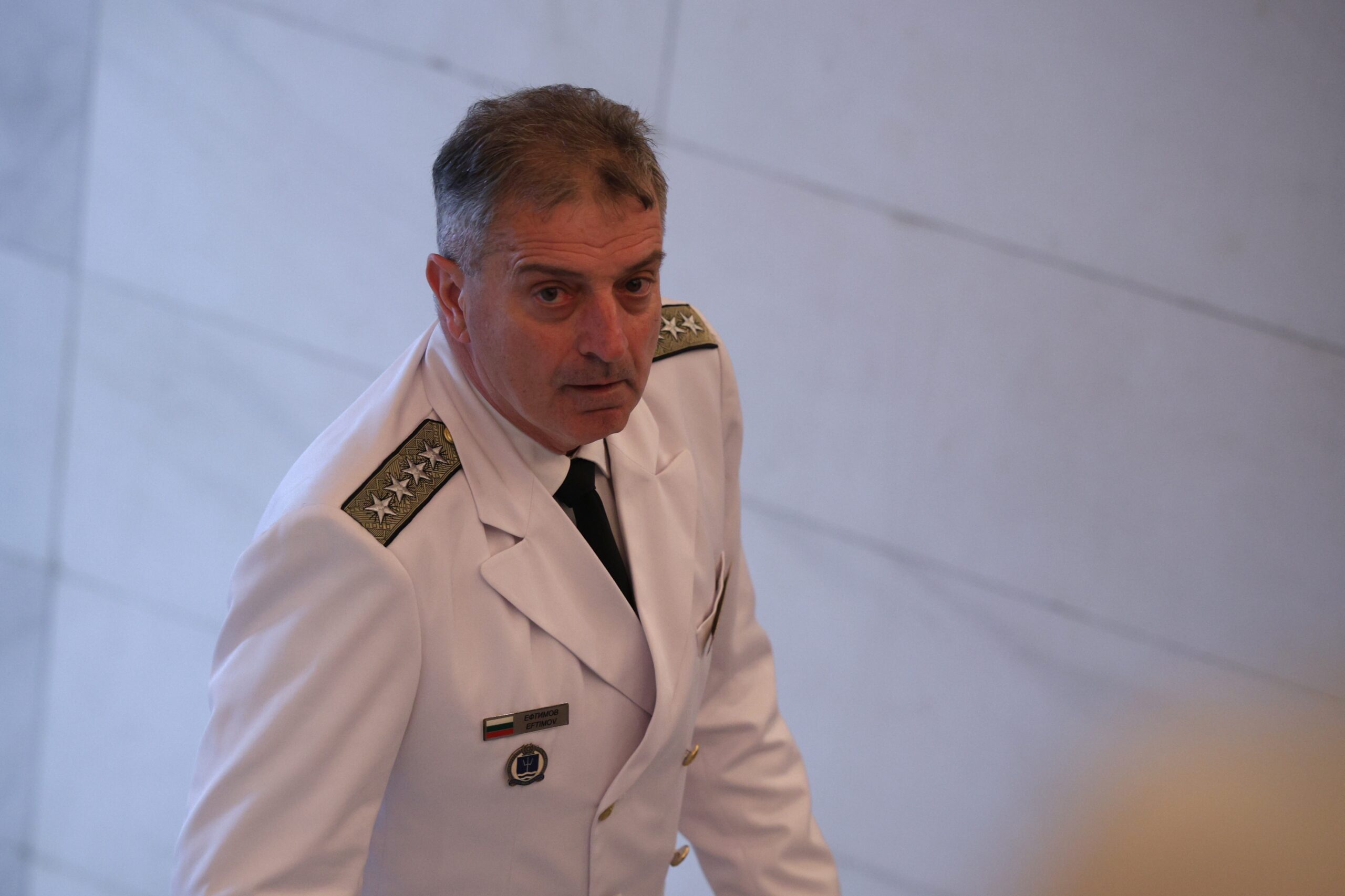 Адм. Ефтимов: Най-важно е да се ускори модернизацията на българската армия – видео