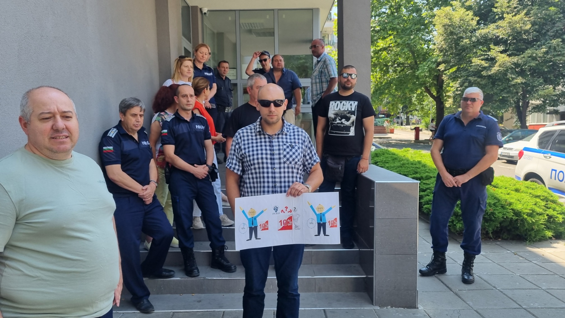 Полицаи в Бургас: Натовареността ни през лятото е скочила с 40% – видео