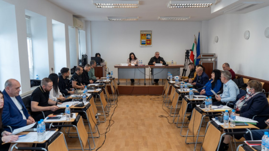 В Мездра приеха наредба за символиката и отличията на общината