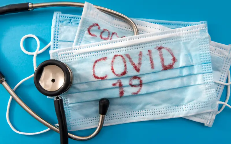 Нови правила: 14 дни самоизолация за заразените с COVID-19